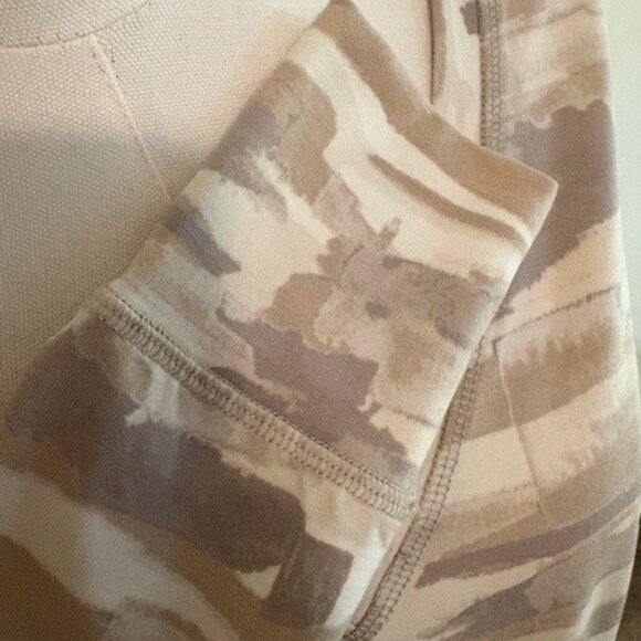 Isaac Mizrahi Long Sleeve V-Neck Tees - Picture 6 of 7